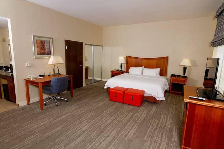 Room 11 of 42