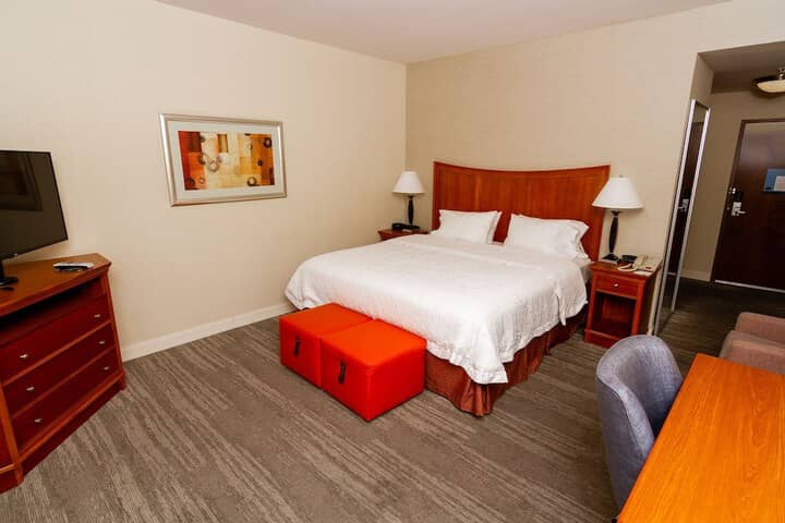 Room 9 of 42